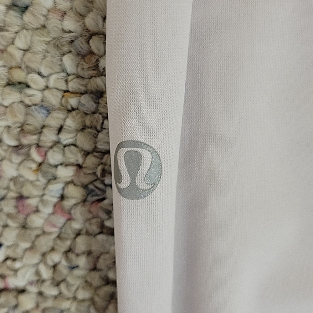 Lululemon Out & About Pants In Dune Sz 4. casual athleisure performance coach - Picture 5 of 9